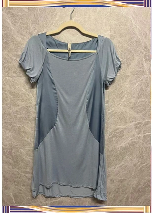 Vestido celeste coquette Stradivarius talla S, marque: Stradivarius, état: Très bon état, taille: S / 36 / 8, 5,00 €, 5,95 € Protection acheteurs incluse