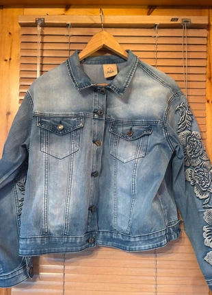 Onado Embroidered Denim Jacket - Size S/36, brand: Onado, condition: Good, size: S / 36 / 8, €12.00, €13.30 includes Buyer Protection