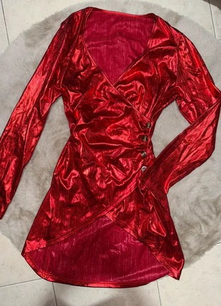 Red Metallic Wrap Dress – Size L, condizioni: Ottime, taglia: L / IT 44 / EU 40, €4.00, €4.90 include la Protezione acquisti