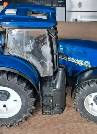 Tracteur bruder new holland, marque: Bruder, état: Satisfaisant, taille: 4 ans / 104 cm, 8,00 €, 9,10 € Protection acheteurs incluse