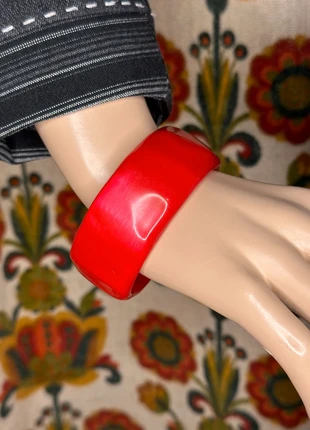 Bracelet vintage des années 60-70 couleur rouge/rose, marque: Vintage Dressing, état: Bon état, 10,00 €, 11,20 € Protection acheteurs incluse