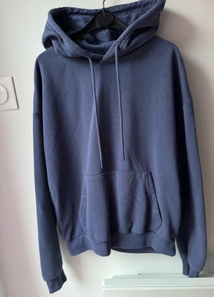 Hoodie / Sweat A Capuche Bleu Foncé XS, marque: Jennyfer, état: Très bon état, taille: XS / 34 / 6, 6,00 €, 7,00 € Protection acheteurs incluse