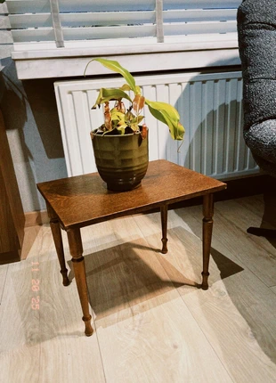 Small Wooden Side Table, merk: Vintage, staat: Goed, € 21,00, € 22,75 inclusief Kopersbescherming