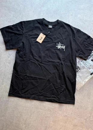 T shirt stussy Noir/logo blanc Taille L, marque: Stüssy, état: Très bon état, taille: M, 29,90 €, 32,10 € Protection acheteurs incluse