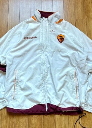 Vintage AS Roma Diadora Jacket – Y2K Hip-Hop Skater Style – Rare Football Archive, brand: Diadora, condizioni: Ottime, taglia: L, €14.99, €16.44 include la Protezione acquisti