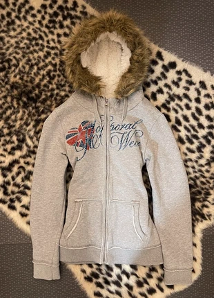 Gilet Vintage Fourrure Drapeau Y2K, marque: Vintage Dressing, état: Très bon état, taille: XS / 34 / 6, 55,00 €, 58,45 € Protection acheteurs incluse