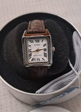 Reloj Casio LTP V007L acero y piel. Tendencia 2026., marque: CASIO, état: Neuf avec étiquette, taille: Jusqu'à 30 mm, 40,50 €, 43,23 € Protection acheteurs incluse