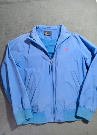 Veste Fred Perry – Bleu clair, logo rouge – Taille M, merk: Fred Perry, staat: Goed, maat: M, € 55,00, € 58,45 inclusief Kopersbescherming