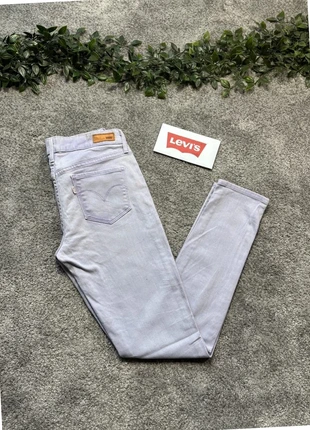 Jean Levi’s Demi Curve Skinny, W26 L29, FR 36, skinny, taille mi-haute, violet pastel, femme, marca: Levi's, estado: Bueno, tamaño: S / 36 / 8, 9,95 €, 11,15 € Protección al comprador incluida