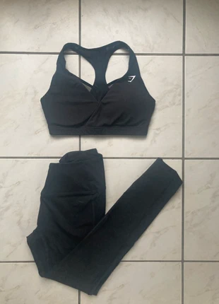 Ensemble brassière legging Gymshark taille S couleur noir, marque: Gymshark, état: Très bon état, taille: S / 36 / 8, 26,00 €, 28,00 € Protection acheteurs (Pro) incluse