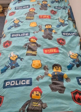 Lego dekbed 1 persoons, merk: LEGO, staat: Heel goed, maat: 135-150 cm x 200-220 cm, € 5,00, € 5,95 inclusief Kopersbescherming