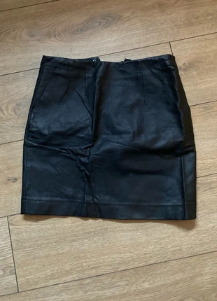 Jupe H & M, marca: H&M, estado: Muito bom, tamanho: S / 36 / 8, €5.00, €5.95 inclui Proteção do Comprador