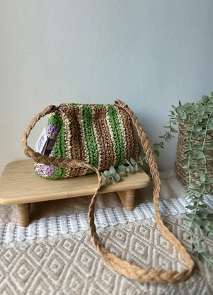 Superbe sac tressé rayé vert, violet et naturel – Neuf avec étiquette, marque: Bestini, état: Neuf avec étiquette, 16,00 €, 17,50 € Protection acheteurs incluse