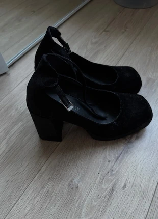 Chaussure à talon, marque: vinny shoes, état: Bon état, taille: 38, 10,00 €, 11,20 € Protection acheteurs incluse