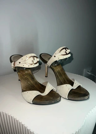 Talon Gucci /38, marca: Gucci, estado: Muy bueno, tamaño: 38, 69,00 €, 73,15 € Protección al comprador Pro incluida