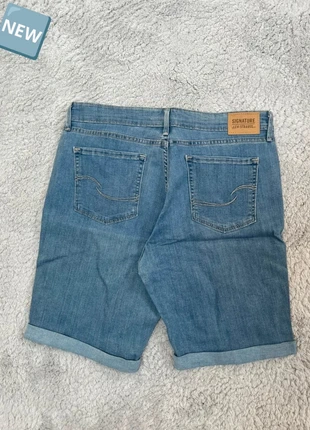 Short Jean Levi’s Signature 86378 Vintage 00s bleu - W31 (FR40), brand: Levi's, condition: Very good, size: L / 40 / 12, €15.00, €16.45 includes Buyer Protection Pro