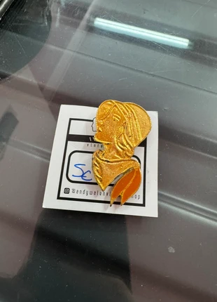Broche de señora dorado y naranja, marca: Vintage Dressing, estado: Muy bueno, 5,00 €, 5,95 € Protección al comprador Pro incluida