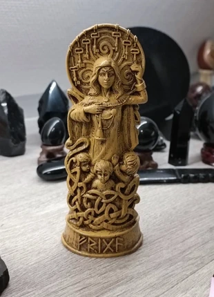 Statue statuette frigg déesse nordique, état: Très bon état, 8,00 €, 9,10 € Protection acheteurs incluse