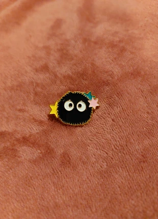 Stofkonijn gekleurde sterren pin, merk: Totoro, staat: Heel goed, € 4,99, € 5,94 inclusief Kopersbescherming