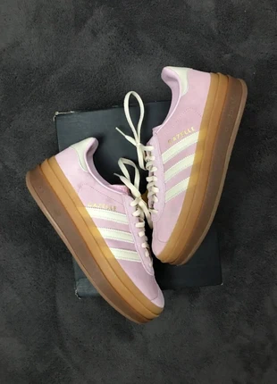 Adidas gazelle bold rose taille 37 1/3, merk: adidas, staat: Heel goed, maat: 37.5, € 53,99, € 57,39 inclusief Kopersbescherming