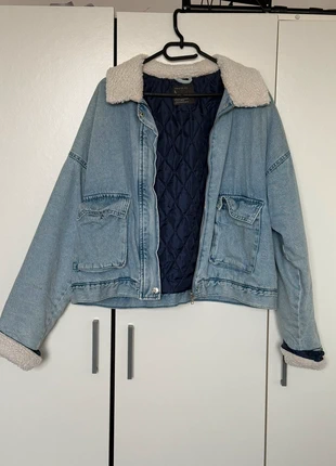 Korte jeansjasje (winter), marque: Primark, état: Très bon état, taille: L / 40 / 12, 10,00 €, 11,20 € Protection acheteurs incluse