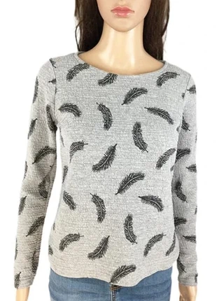 Sweat gris avec plumes noires femme - Camaïeu - Taille 36, brand: Camaïeu, condition: Very good, size: S / 36 / 8, €7.00, €8.05 includes Buyer Protection Pro