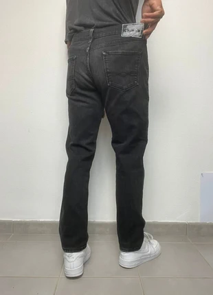 Jean Levi’s Denizen homme W34 L28 coupe skinny couleur noir 99% coton (521), marque: Levi's, état: Très bon état, taille: W34 | FR 44, 24,99 €, 26,94 € Protection acheteurs (Pro) incluse