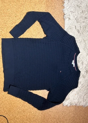 Tommy hilfiger pulli, marque: Tommy Hilfiger, état: Très bon état, taille: M, 25,00 €, 26,95 € Protection acheteurs incluse