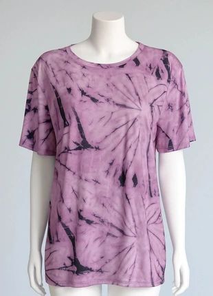 Camiseta tonos lilas, marque: Shein, état: Très bon état, taille: 4XL / 48 / 20, 9,00 €, 10,15 € Protection acheteurs incluse