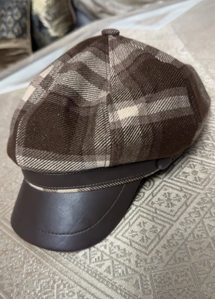 Gavroche chocolat neuve, merk: Chocolat, staat: Nieuw met prijskaartje, maat: Universele maat, € 12,00, € 13,30 inclusief Kopersbescherming