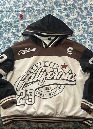 Felpa California, marque: Mai, état: Neuf sans étiquette, taille: M / 38 / 10, 5,00 €, 5,95 € Protection acheteurs incluse