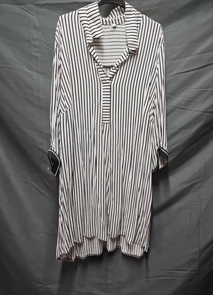 Stoere plussize tuniek, merk: Miss E, staat: Heel goed, maat: XXL / 44 / 16, € 5,00, € 5,95 inclusief Kopersbescherming