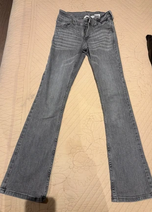 Jean taille basse h&m, brand: H&M, condition: Very good, size: XS / 34 / 6, €8.00, €9.10 includes Buyer Protection
