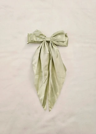 Magnifique barrette noeud vert amande, état: Très bon état, 5,00 €, 5,95 € Protection acheteurs (Pro) incluse