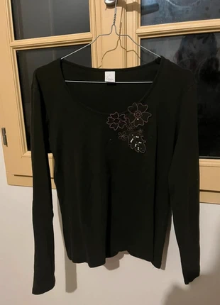 Haut Camaïeu marron très foncé, marque: Camaïeu, état: Très bon état, taille: L / 40 / 12, 4,00 €, 4,90 € Protection acheteurs incluse