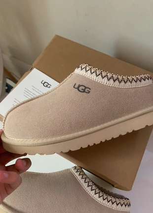 UGG Neufs avec Étiquette – Modèle Tasman Beige – Taille 38, marke: UGG, zustand: Neu, mit Etikett, größe: 38, 75,00 €, 79,45 € inklusive Vinted-Käuferschutz