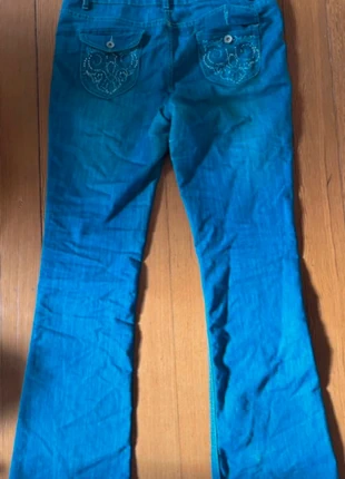 Bootcut Schlaghose mit Steinchen, merk: Vintage Dressing, staat: Goed, maat: XL / 42 / 14, € 11,00, € 12,25 inclusief Kopersbescherming