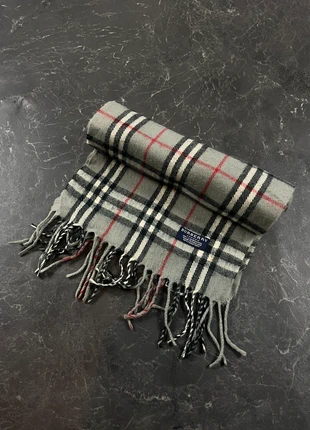 Écharpe Burberry Authentique – Gris – 30x150 cm, marque: Burberry, état: Très bon état, 29,90 €, 32,10 € Protection acheteurs incluse