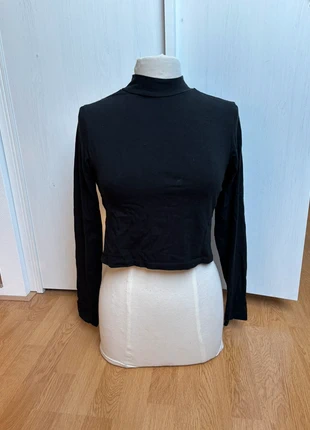 Turtleneck crop top, merk: Esmara, staat: Heel goed, maat: S / 36 / 8, € 1,00, € 1,75 inclusief Kopersbescherming