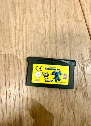 Game boy advanced monstre et compagnie, état: Très bon état, 4,00 €, 4,90 € Protection acheteurs incluse
