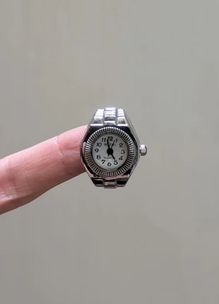 Bague montre argentée cadran rond chiffres arabes, marque: Lixelle, état: Très bon état, taille: Ajustable, 12,90 €, 14,25 € Protection acheteurs (Pro) incluse