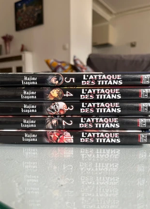 🇫🇷lot de 5 mangas Attaque des Titans du tome 1 à 5 en très bon état !, zustand: Sehr gut, 2,99 €, 3,84 € inklusive Vinted-Käuferschutz