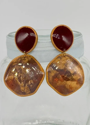 Rodeglans Vlak – handgemaakt – licht – chirurgisch staal – rood/brons gemarmerd, merk: oren in de spotlight!, staat: Nieuw met prijskaartje, € 15,00, € 16,45 inclusief Kopersbescherming