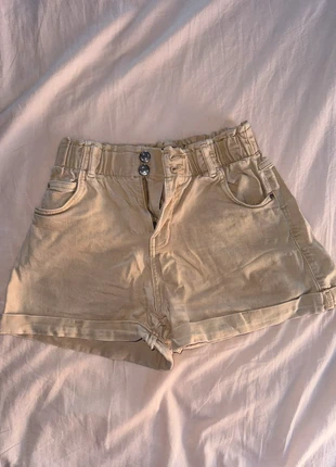 Shorts Bershka 36 beige | paper bag cintura elástica, brand: Bershka, condizioni: Nuovo senza cartellino, taglia: S / IT 40 / EU 36, €5.00, €5.95 include la Protezione acquisti