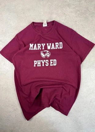 t-shirt Mary Ward Phys Ed 369 | Taille M, marque: Gildan, état: Très bon état, taille: M, 9,00 €, 10,15 € Protection acheteurs incluse