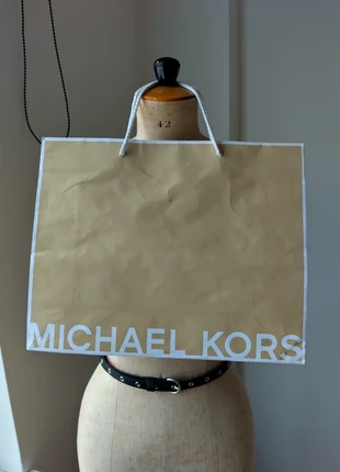 🥰🪞 Cadeau tas Michael Kors, merk: Michael Kors, staat: Heel goed, € 20,00, € 21,70 inclusief Kopersbescherming