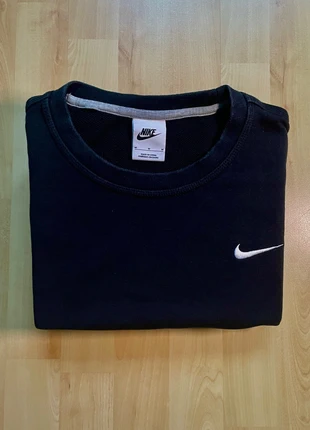 Pull Nike |Taille M| Noir et Blanc | Très bon état | Logo Brodé, brand: Nike, condition: Very good, size: M, €19.99, €21.69 includes Buyer Protection