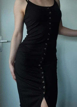 Body fitted summerdress, marque: H&M, état: Neuf sans étiquette, taille: S / 36 / 8, 10,00 €, 11,20 € Protection acheteurs incluse