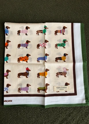 Foulard motif teckel 100% coton, brand: Boutique indépendante, condition: New without tags, €20.00, €21.70 includes Buyer Protection