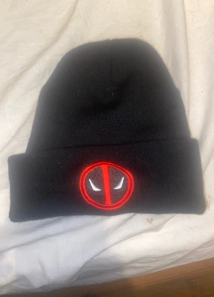 Bonnet enfant deadpool, marca: Deadpool, estado: Muito bom, tamanho: Tamanho único, €1.00, €1.75 inclui Proteção do Comprador